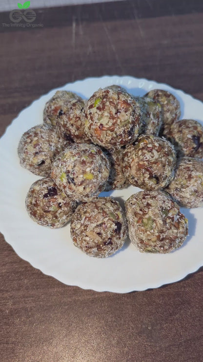 Dates Ladu (Protein Energy Balls)